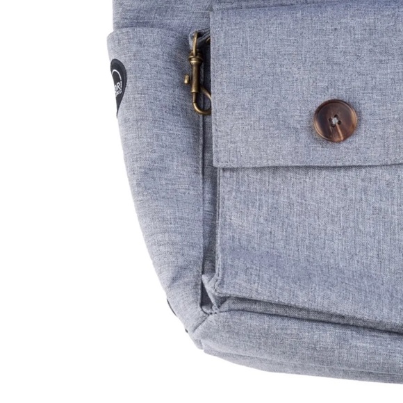 LB01 Backpack - Picture 6 of 6